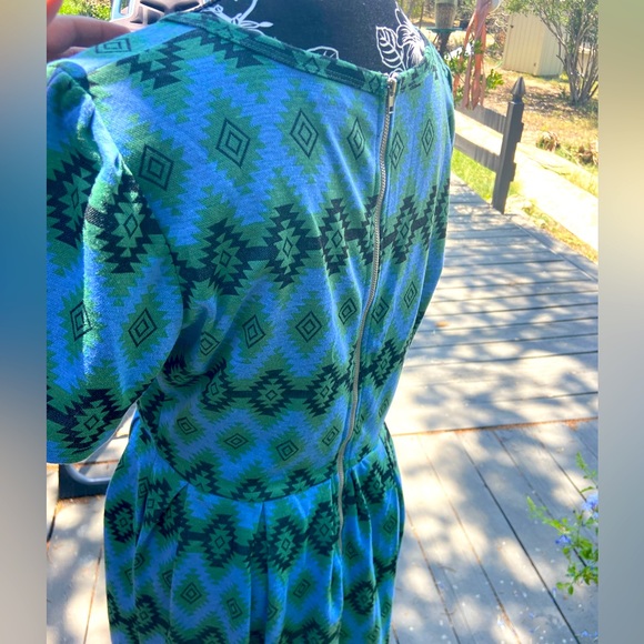 Lularoe Amelia Dress Size XL Aztec Tribal Pattern - Picture 4 of 8